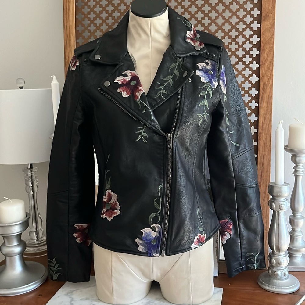 STUNNING Floral Embroidered Vegan Leather Moto Jacket